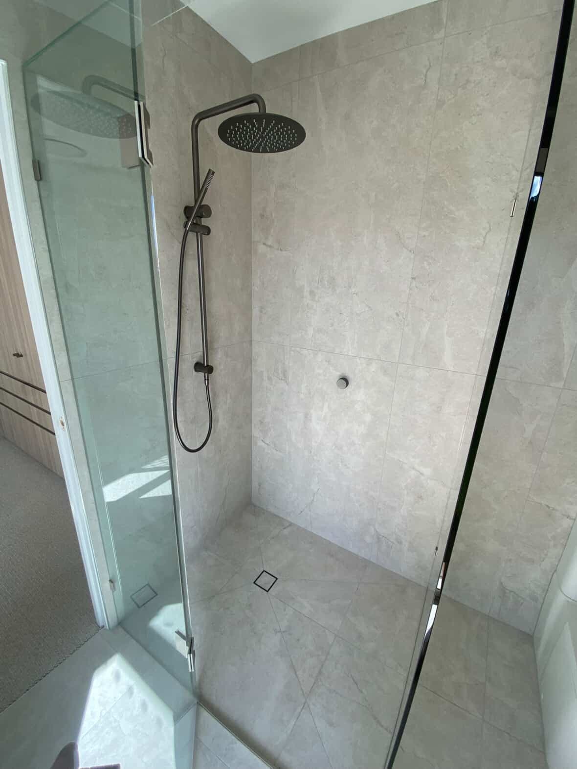 Bathroom herringbone pattern