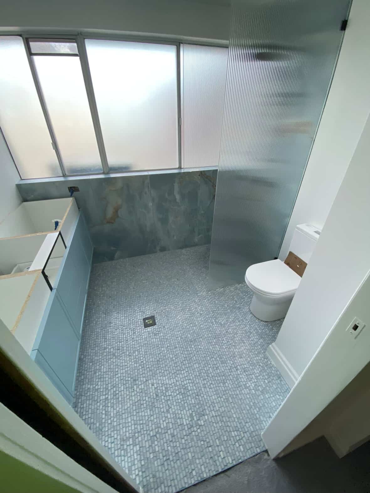 Bathroom mosaic design